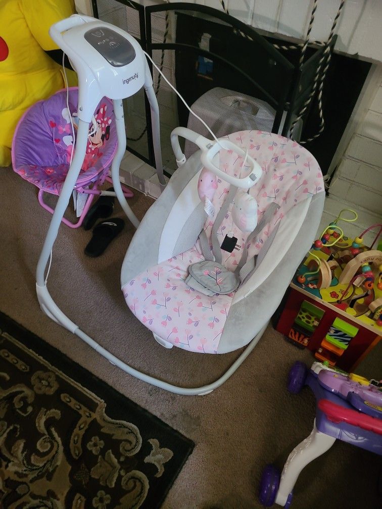 Ingenuity Baby Vibrating Swing