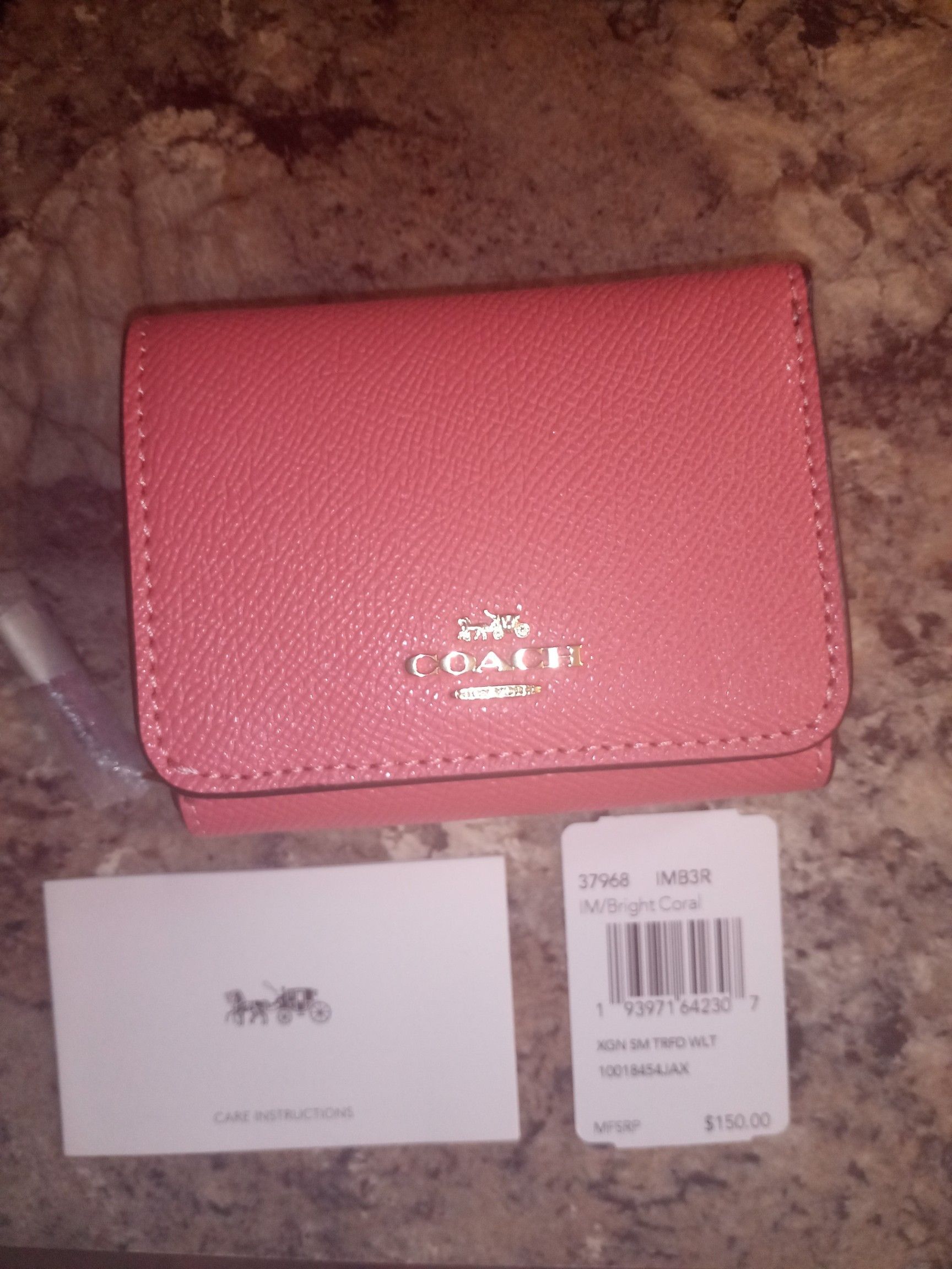 NWT COACH CORAL WALLET