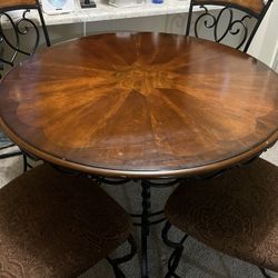 Kitchen Table With 4 Chairs 