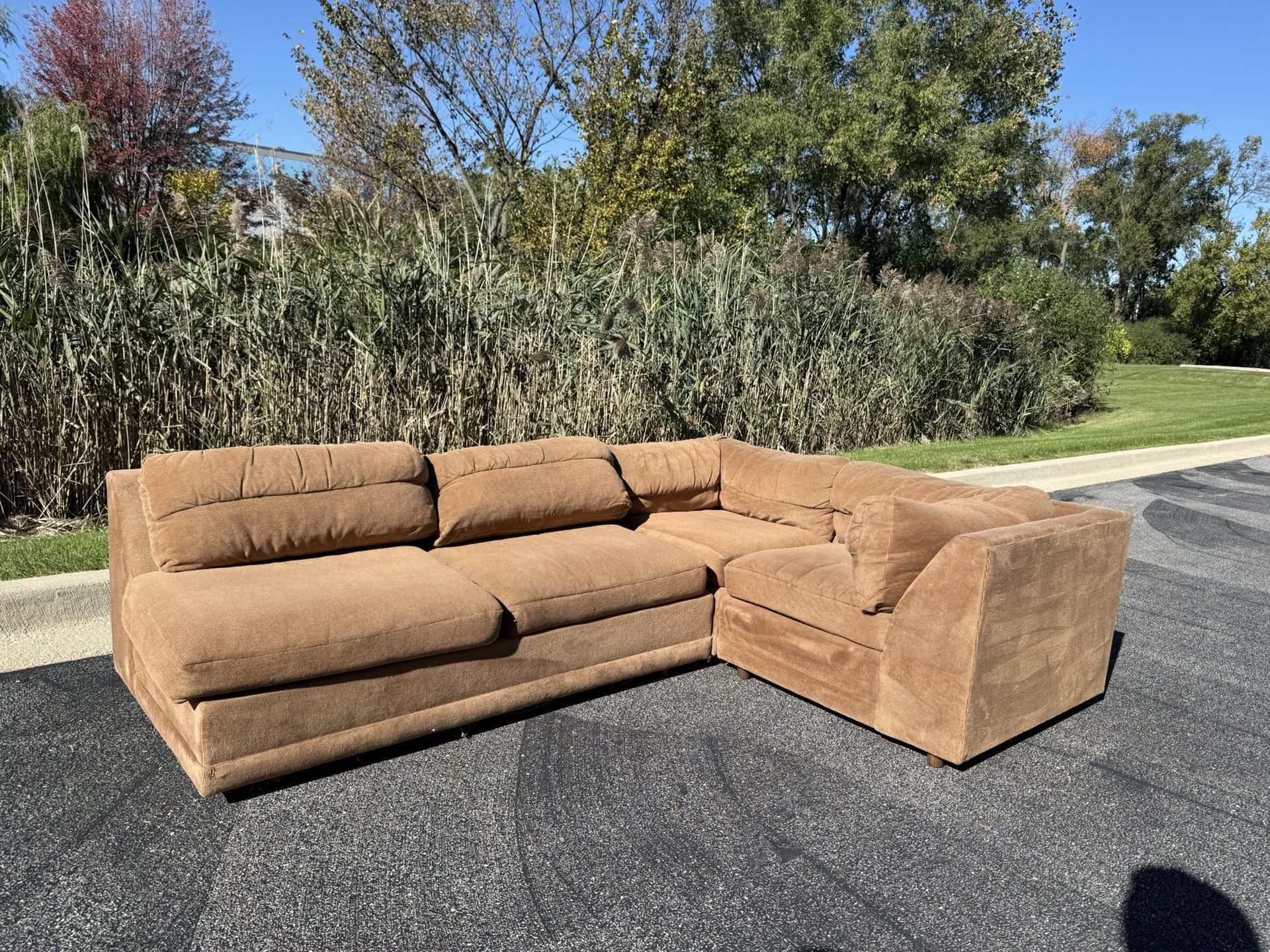 Vintage 1971 Sofabed Sectional – Mid-Century ***Free Curbside Delivery*** 