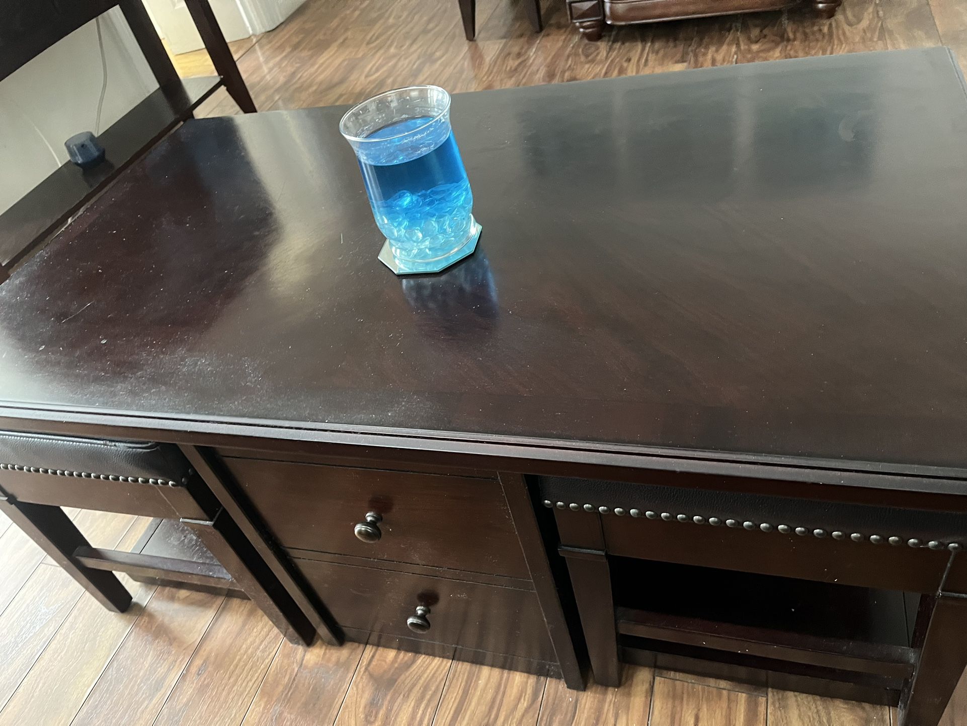 Cocktail/Table Cherrywood With Two Hideaway Benches
