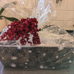 FREE: Christmas/Gift Items