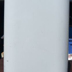 Dehumidifier 