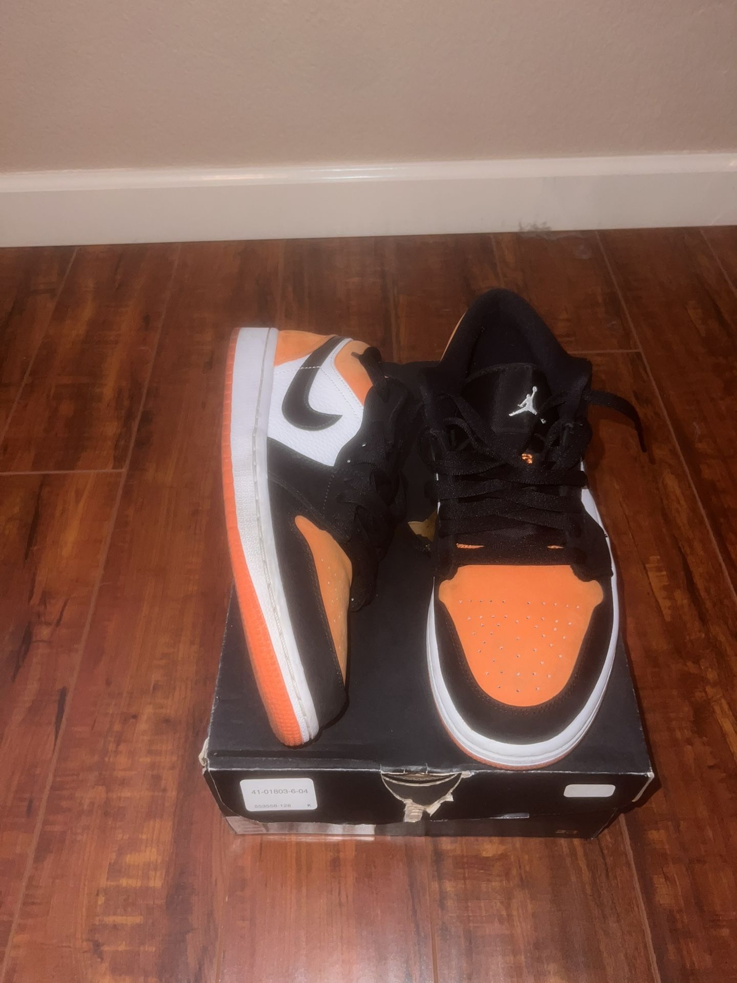 Jordan 1 Low Shattered Backboard Sz 9