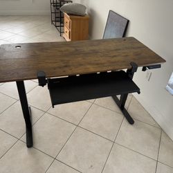 Stand Up Table Adjustable 