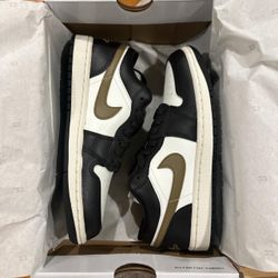 NEW AIR JORDAN 1 LOW SHADOW BROWN