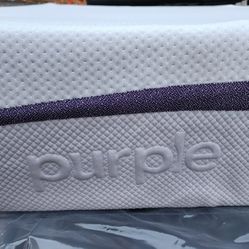 LIKE NEW! Purple Queen Mattress - Delivery Available