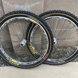 Mavic Deemax Ultimate Wheelset 26”