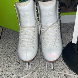 Jackson Elles Figure Skates