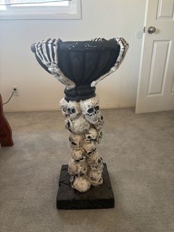 Halloween Skull Pedestal Bowl Decoration