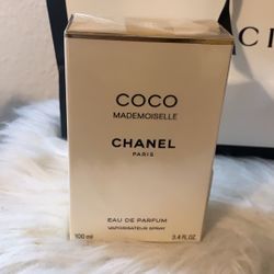 Coco Chanel 🎁