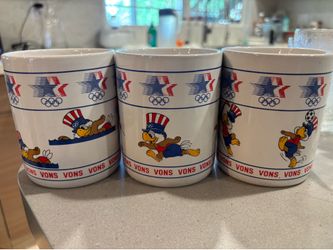 Vintage Vons Olympics Mugs