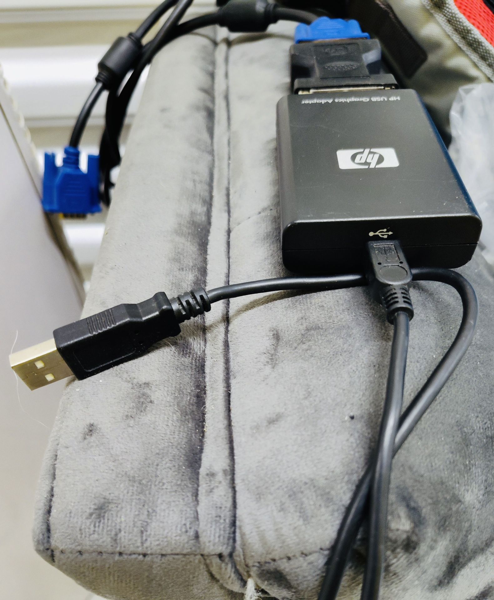HP DisplayLink VGA to HDMI USB Graphics Adapter  