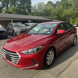 2017 Elantra Low Mileage Great Condition