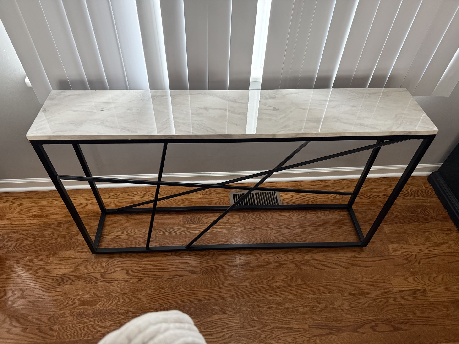 Skinny table for wall