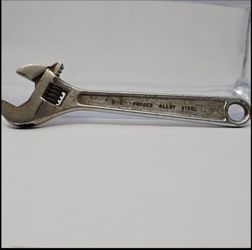 #7 Duro-chrome Adjustable Wrench
