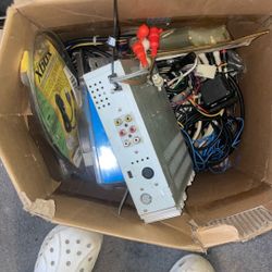 Audio Car Wires Box Of Misc 
