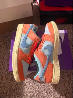 Nike SB Dunk Low