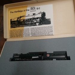 CON-COR N SCALE GREATNORTHERN HO S-2 2588 STEAM