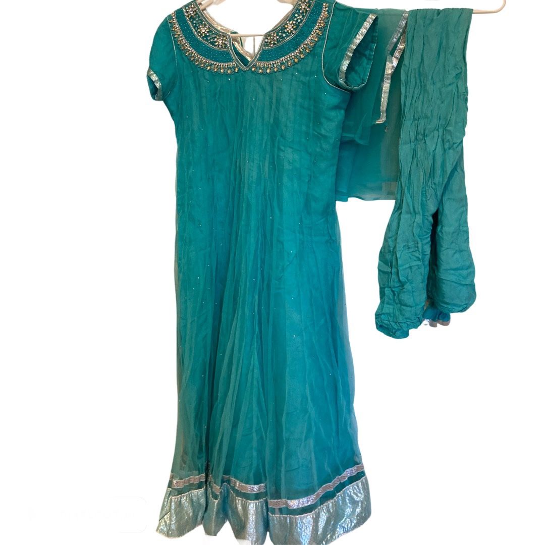 Indian Aqua Blue Silver Short Sleeve Sherwani Lengha - www.rajagirimanappuram.com Indian Aqua Blue Silver Short Sleeve Sherwani Lengha - www.rajagirimanappuram.com