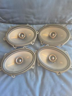 Kicker KSC680 6x8 Speakers