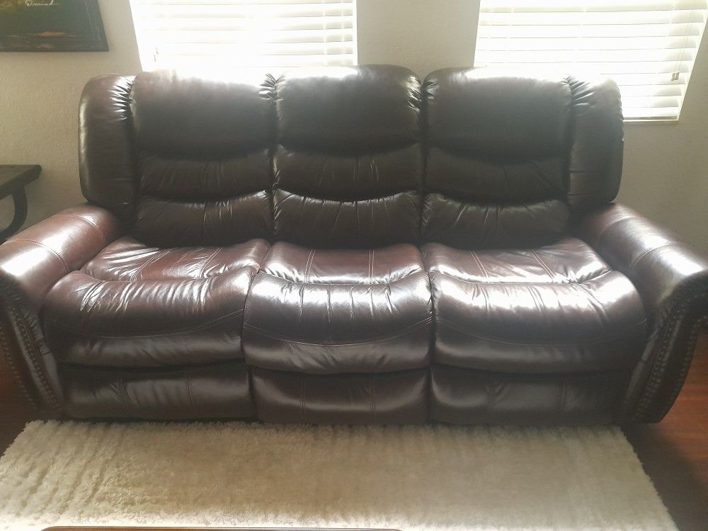 Leather sofa/loveseat/recliner Set