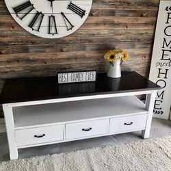 Beautiful Farmhouse Style TV Stand