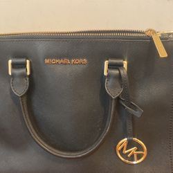 Micheal Kors Purse 