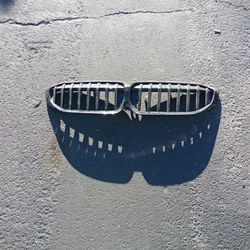 2019-2022 BMW 340i M Front Grille OEM 