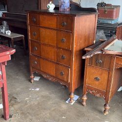 Vanity And Drawer Set 