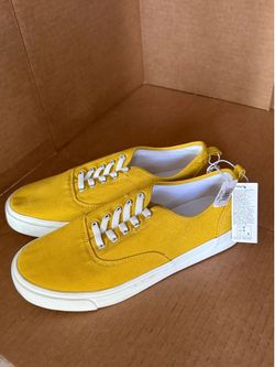 New Old Navy tennis shoes 6