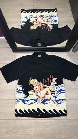 Vintage 1990s Authentic Shaolin Japanese Pin Up Girl Octopus All Over Print Button Up Shirt