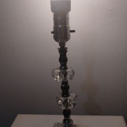 MID CENTURY LUCITE  - MARBLE BEDSIDE/ DESK LAMP 12"