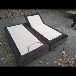 2 Twin adjustable Beds 