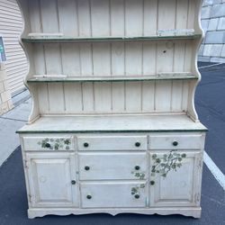 White Hutch