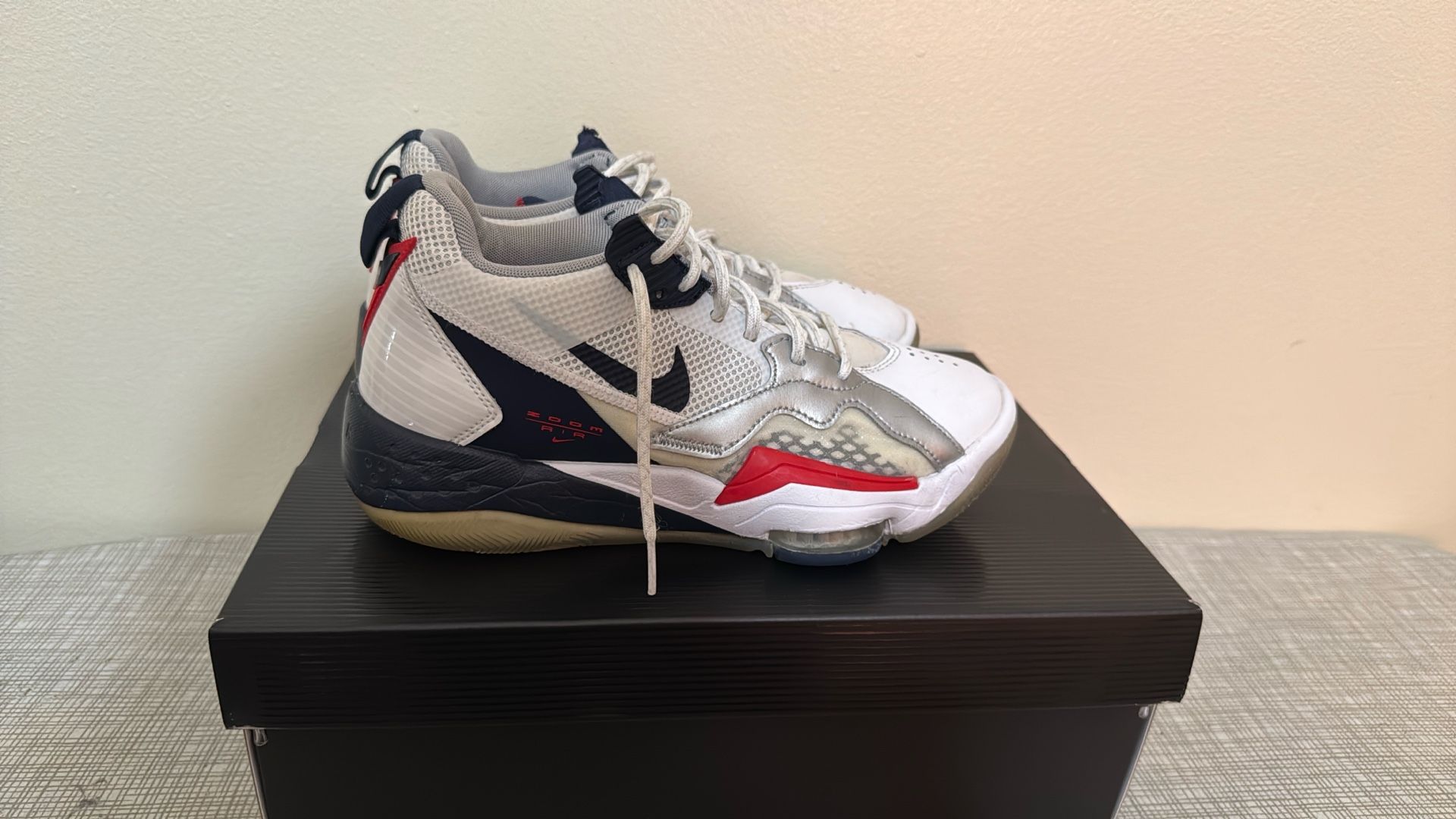 Jordan Size 6.5Y