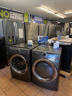 Electrolux 4.4 Cu. Ft. Washer and 8.0 Cu. Ft. Gas Dryer