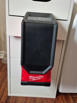 Bluetooth portable Milwaukee speaker