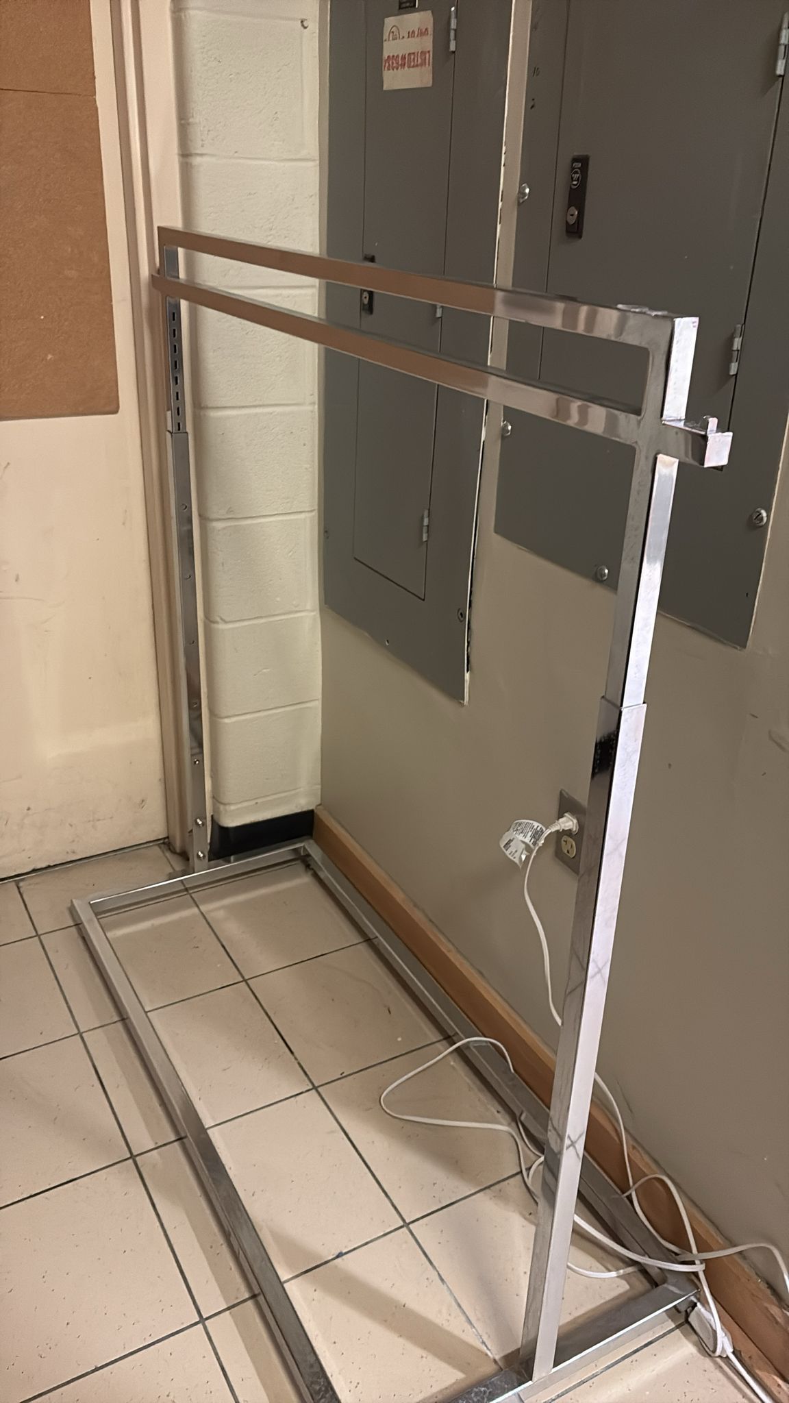 Clothes rack