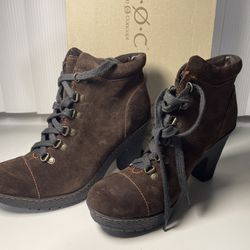 New W/ Box Born Concept BOC Women’s 4” Heels KOJI Dark Brown Chocolate Size 9