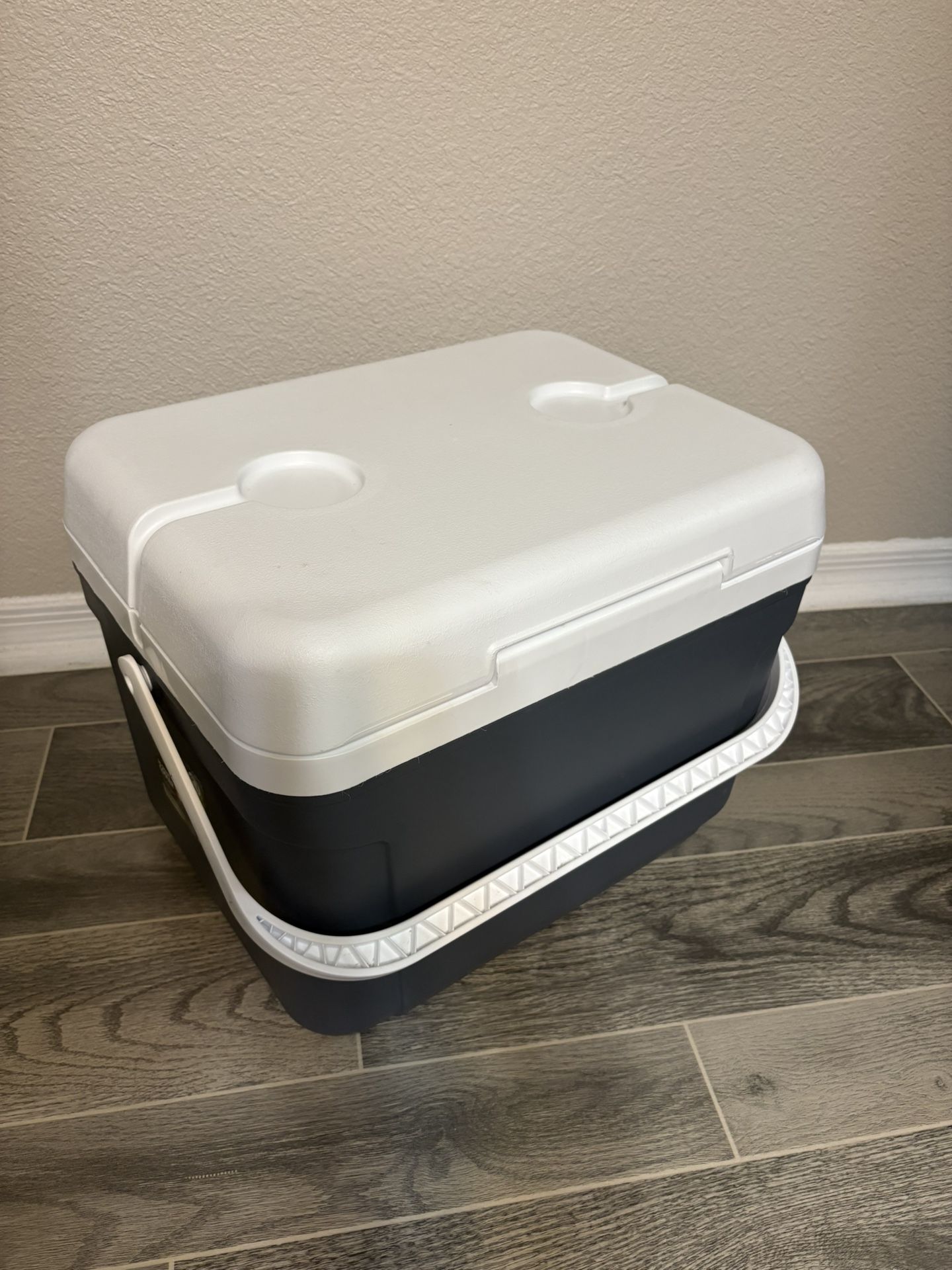 Ozark Trail 30-Quart Hard-Side Cooler