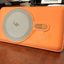 MagSafe 10,000 mAh Battery Bank  - Orange Slim Size 