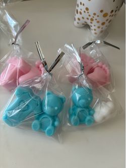 Baby shower decoration ideas or party favors