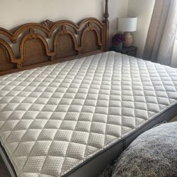 Westbourne ll Firm Queen Mattress and Box Spring