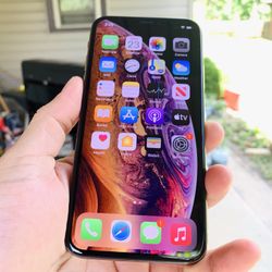 iPhone XS Unlocked Gold 