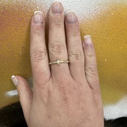 10k DIAMOND RING 
