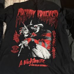 Universal size medium T-shirt, and those things no rips smoke free