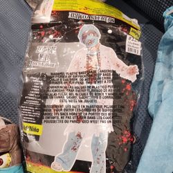 HALLOWEEN zombie costume Medium