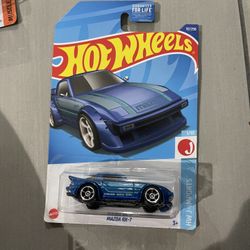 HOT WHEEL: MAZDA RX-7