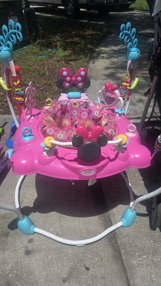 Minnie Mouse Bouncey Seat Free